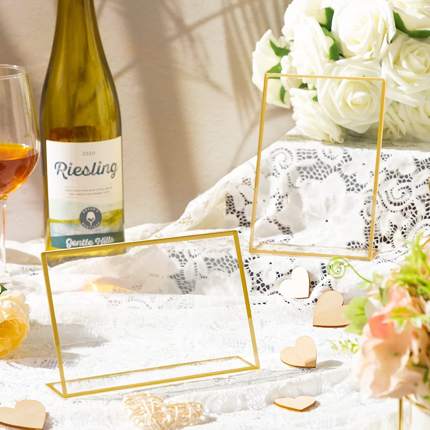 Gold Frame Acrylic Sign Holder - Embroidery Studio recension och pris