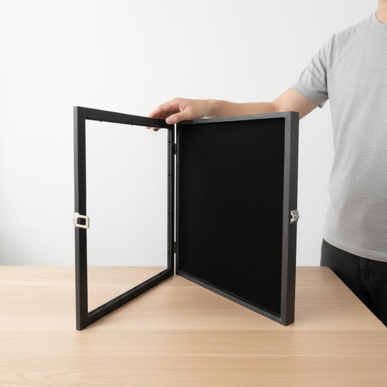 Badge Display Frame Transparen - Frame Display Wood recension och pris